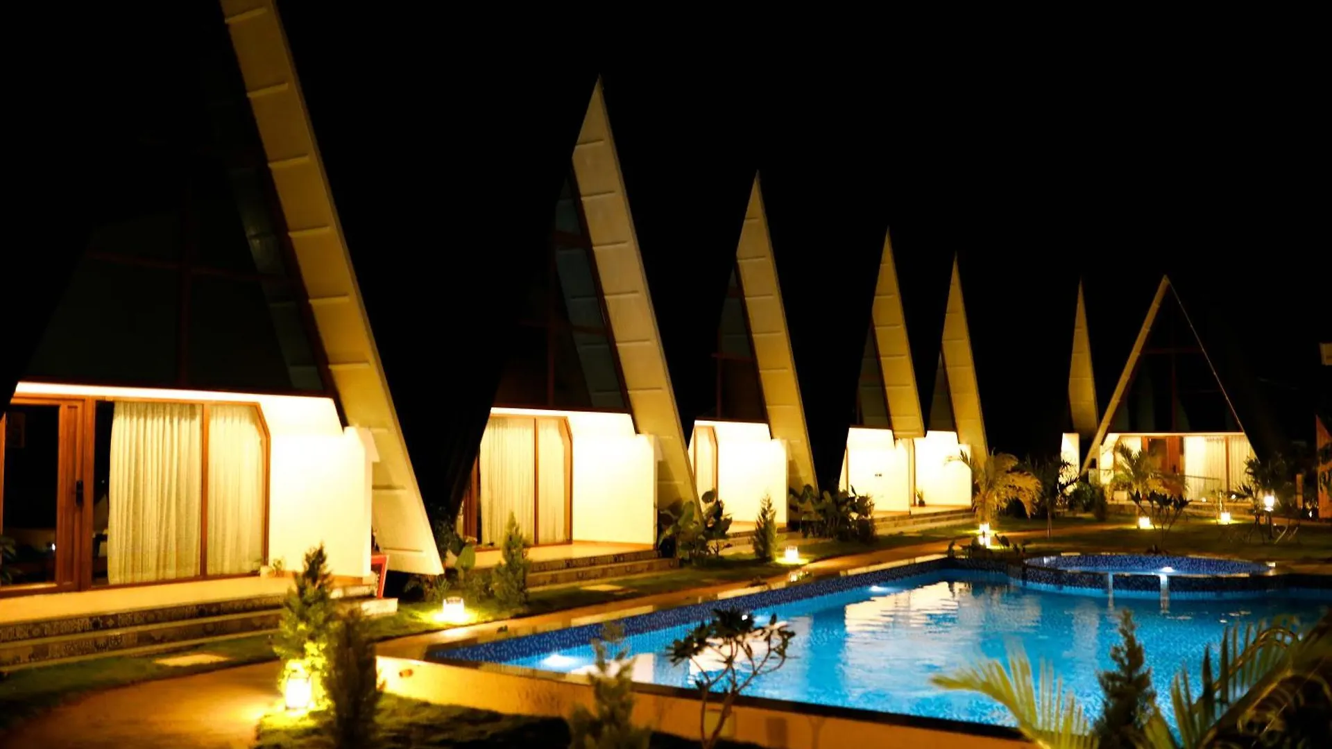 Leela'S 7Th Heaven Resort & Spa Trikunnapuzha